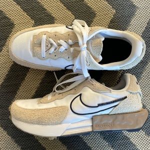 Nike Fontanka Waffle Sneakers in Sanddrift, Women’s 9.5